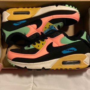 W Air Max 90 Prm size 6